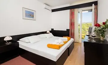 Hotell Hvar 3*